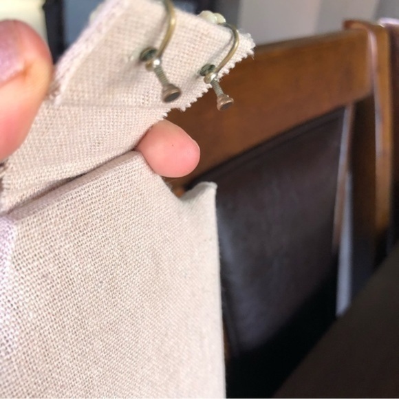 Vintage Screw back Earrings - Picture 3 of 4